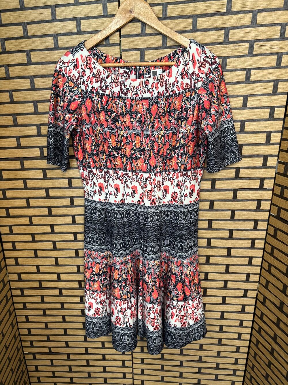 Julian Taylor Scuba Knit‎ Dress Size  10